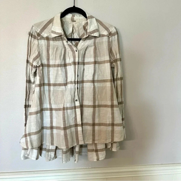 Free People Peppy in Plaid Women’s Long Sleeve Cream Peplum Style Top Size S GUC - Picture 2 of 7